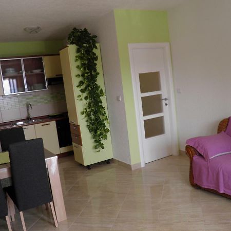 Apartments Marcic Bol Eksteriør bilde